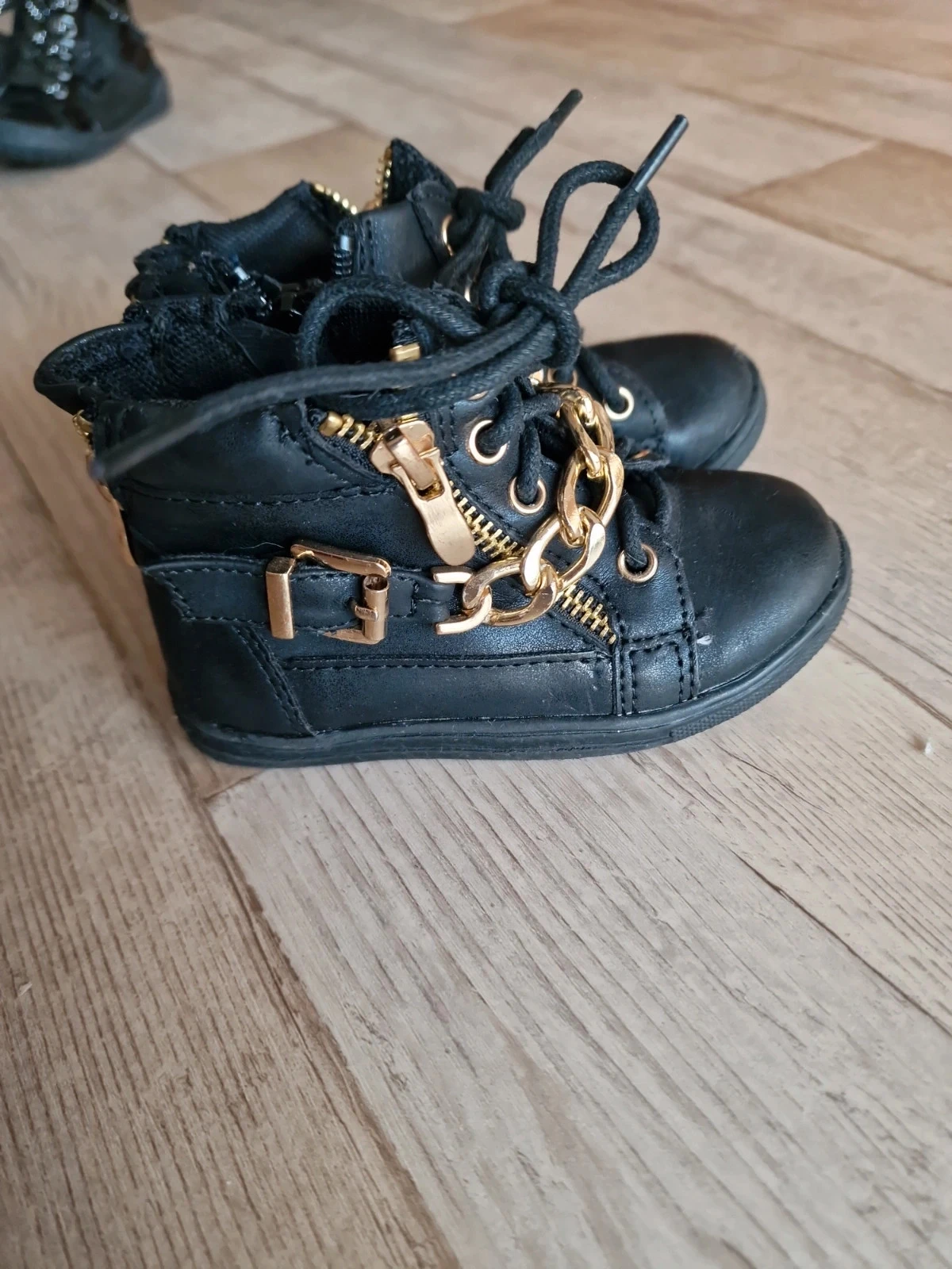 Petite bottines ceintures dorée – photo 5